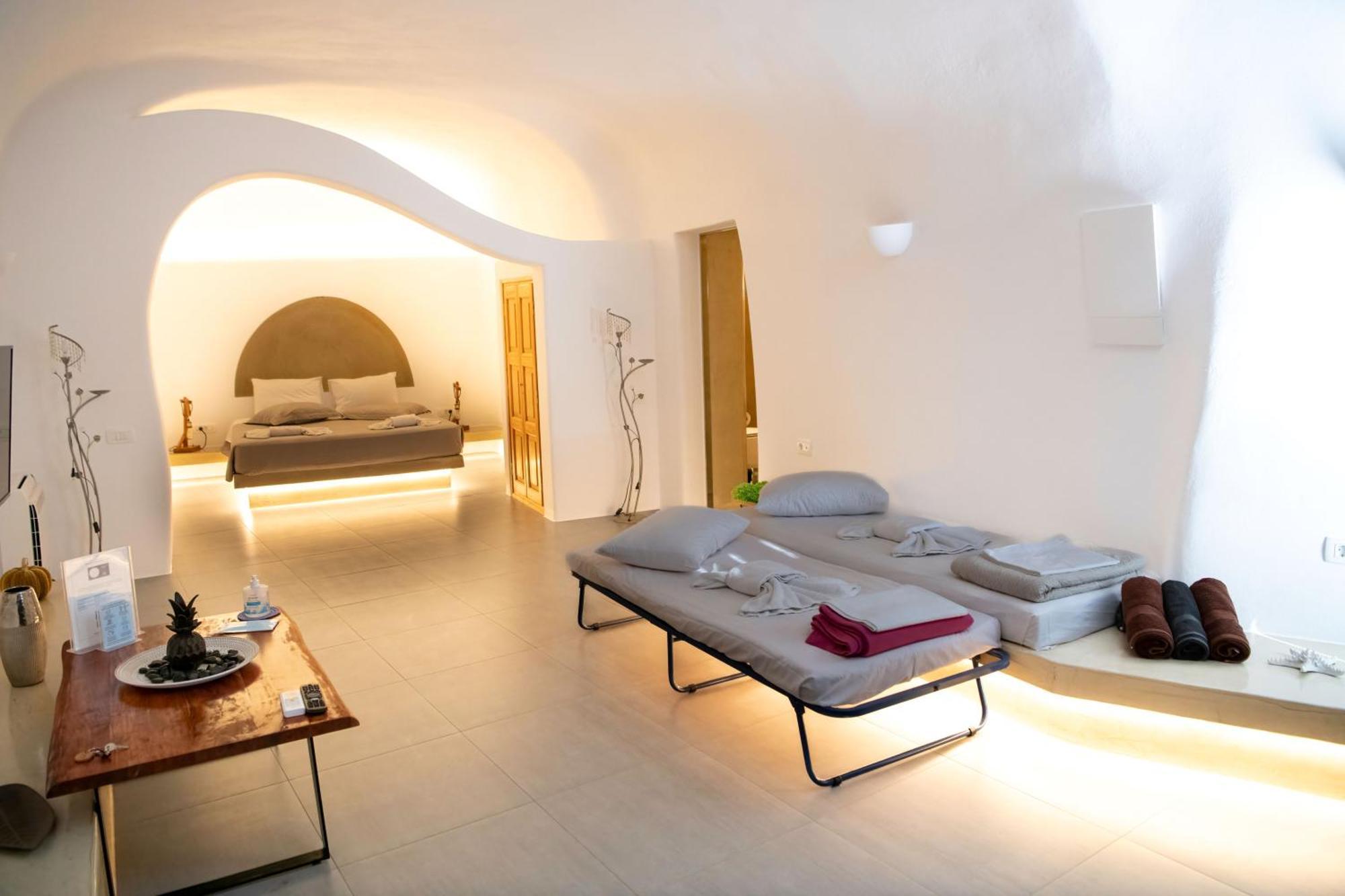 Luxe Efis Home Sea View 4 Villas & 4 Prive Jacuzzi Imerovigli  Exterior photo